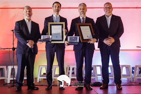Atribuição de medalha de Cidadão Honorário