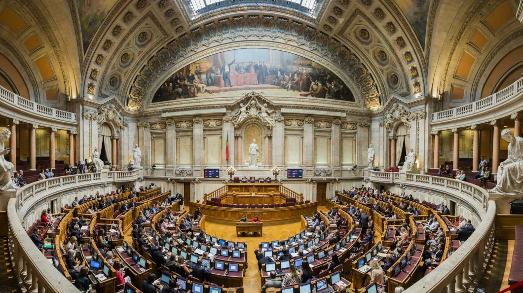 Entregue diploma para regular a prática de eutanásia não punível