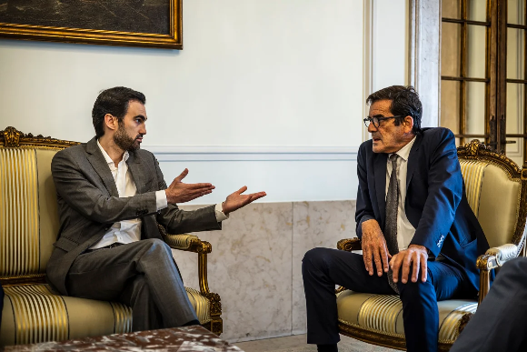 Freguesias foi tema de reunião entre Rui Moreira e Tiago Barbosa Ribeiro